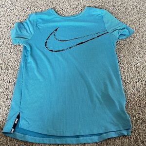 Nike tshirt
